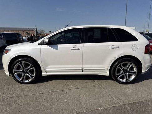 Used 2011 Ford Edge Sport w/ Canadian Touring Pkg image 3