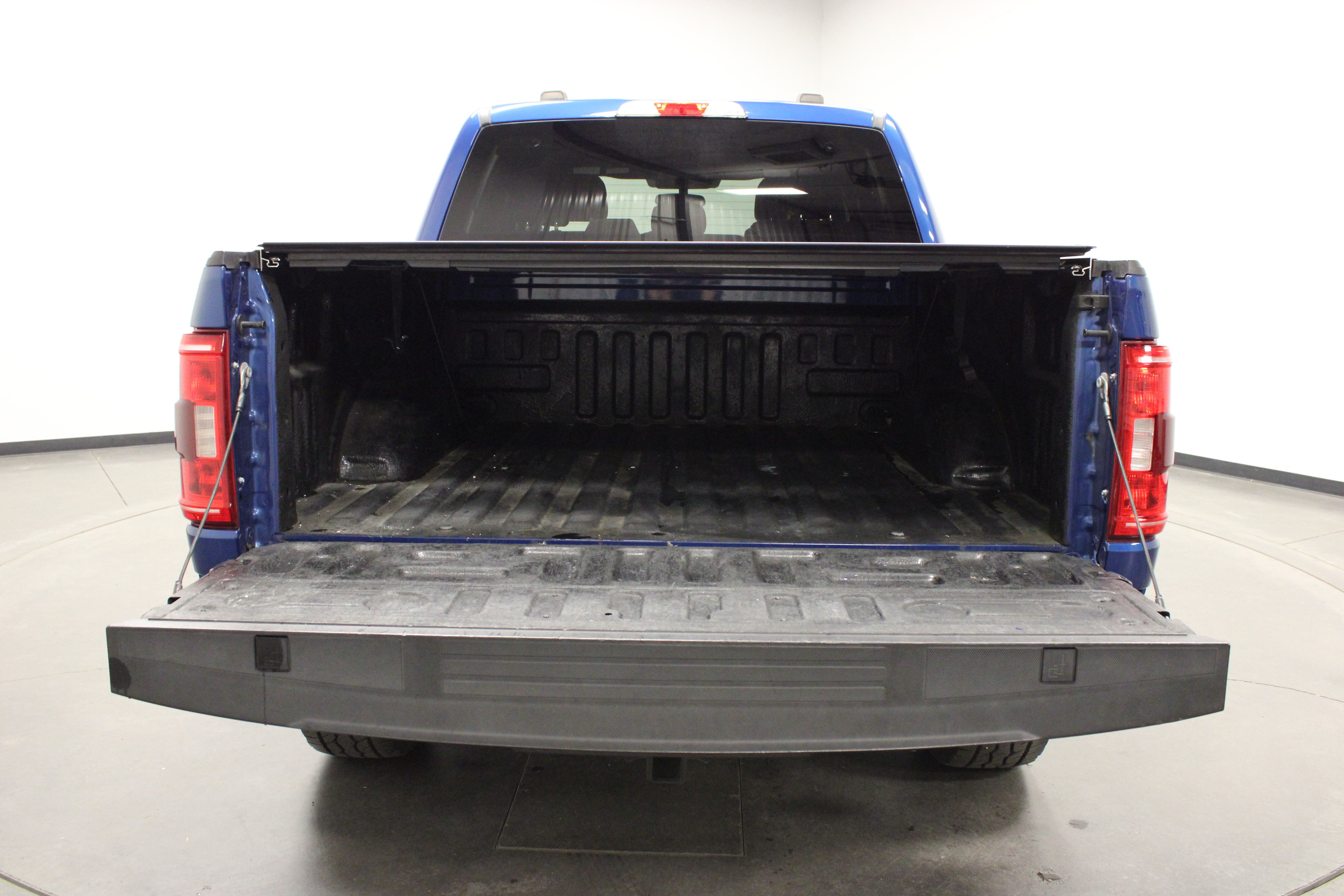 Used 2022 Ford F150 XL w/ STX Appearance Package AWD/4WD image 14