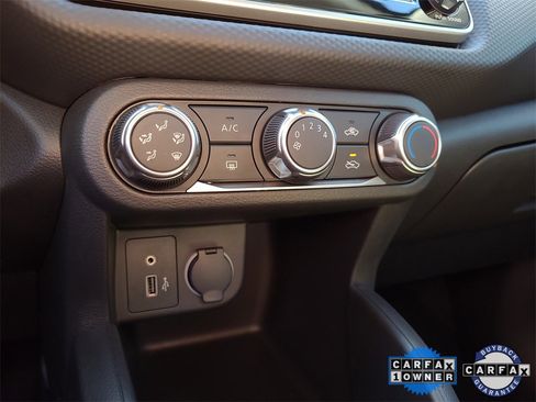 Certified 2025 Nissan Kicks Play S image 21