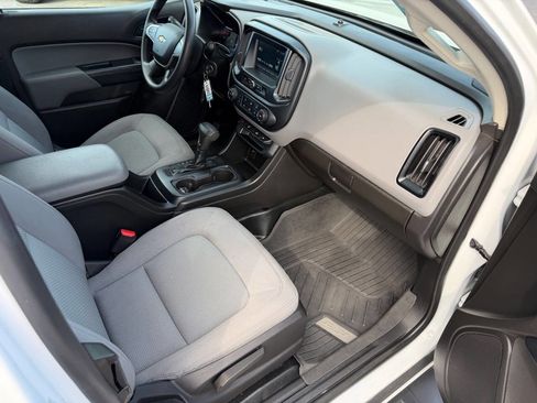 Used 2018 Chevrolet Colorado W/T w/ WT Convenience Package image 22