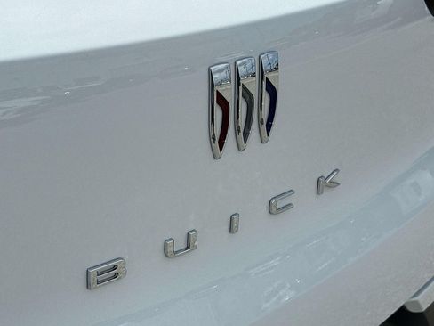 Used 2025 Buick Encore GX Preferred FWD image 6