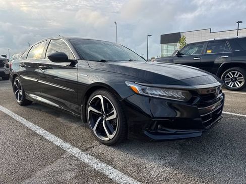 Used 2022 Honda Accord Sport image 3