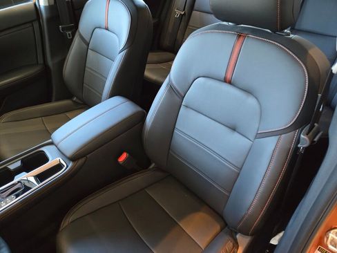 Used 2025 Nissan Sentra SR w/ SR Premium Package image 20