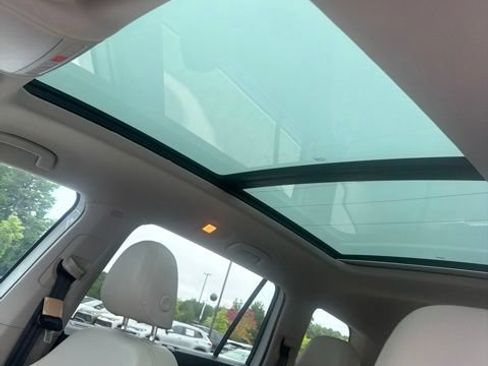 Used 2019 Volkswagen Atlas SE FWD image 11