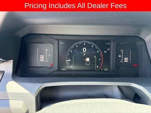 Used 2025 Toyota Tacoma SR5 AWD/4WD image 7