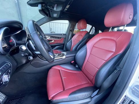 Used 2018 Mercedes-Benz GLC 300 4MATIC Coupe image 10