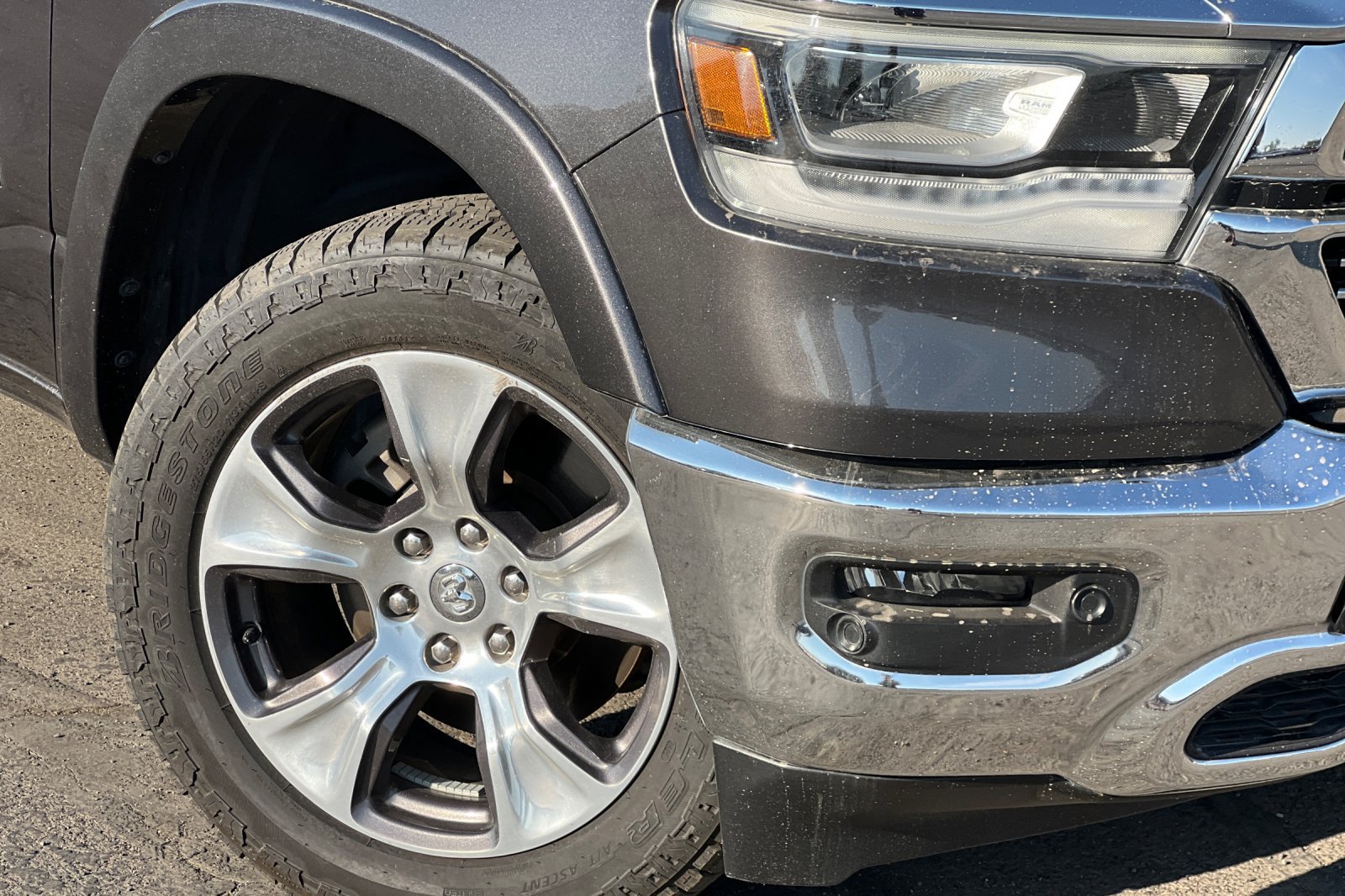 Used 2019 RAM 1500 Laramie AWD/4WD image 30