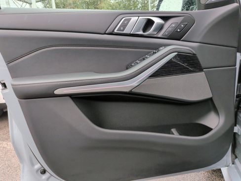 Used 2025 BMW X5 xDrive40i image 30