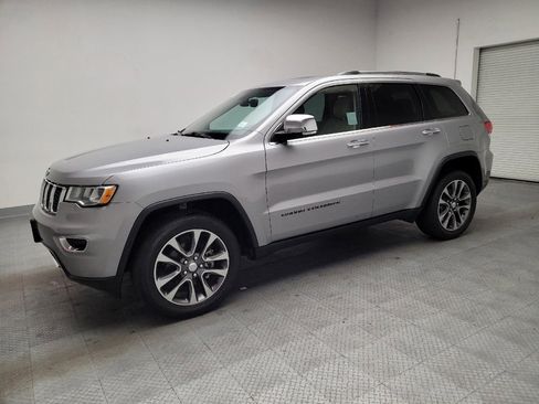 Used 2018 Jeep Grand Cherokee Limited w/ Trailer Tow Group IV image 2