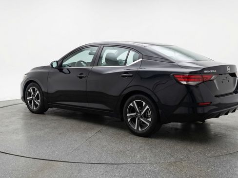 Used 2025 Nissan Sentra SV FWD image 6
