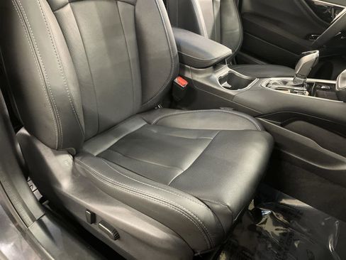 Used 2025 Subaru Outback Touring image 17