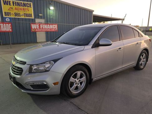 Used 2015 Chevrolet Cruze LT FWD image 28