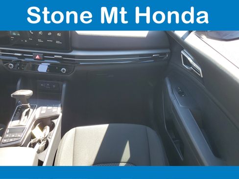 Used 2026 Kia Sportage LX image 16