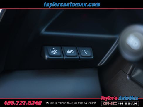 Used 2024 GMC Sierra 3500 Denali w/ Denali Reserve Package image 33