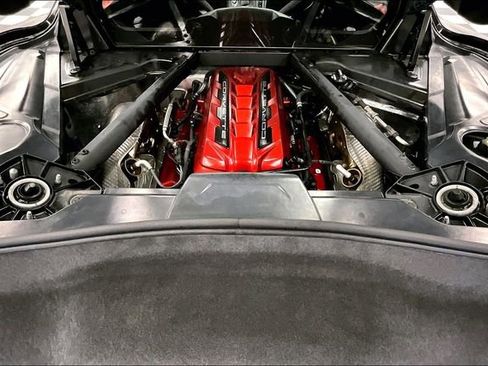 Used 2024 Chevrolet Corvette Stingray Premium Cpe w/ Z51 Performance Package image 10