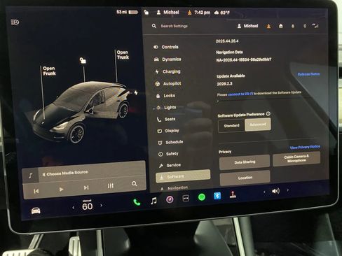 Used 2020 Tesla Model Y Performance image 14
