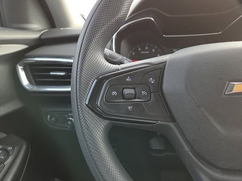 Used 2023 Chevrolet TrailBlazer LT w/ Convenience Package image 22