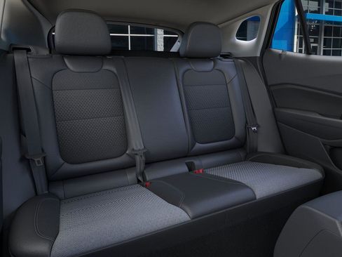 New 2026 Chevrolet Trax LT w/ Driver Confidence Package FWD image 17