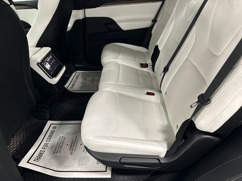 Used 2022 Tesla Model X AWD/4WD image 39