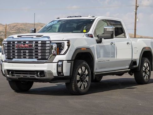 Used 2026 GMC Sierra 3500 Denali w/ Denali Reserve Package AWD/4WD image 55