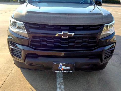 Used 2021 Chevrolet Colorado W/T w/ Custom Special Edition image 2