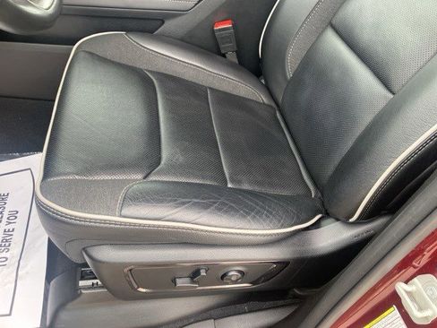 Certified 2025 RAM 1500 Limited image 14