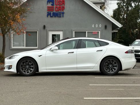 Used 2018 Tesla Model S 100D image 8
