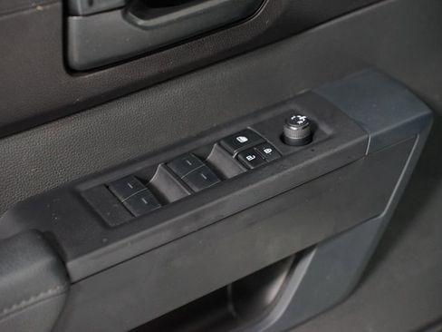 Used 2025 Toyota Tundra SR image 30