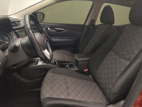 Used 2021 Nissan Rogue Sport SV image 17