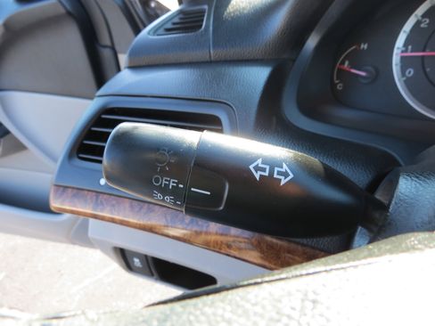 Used 2011 Honda Accord EX-L image 15