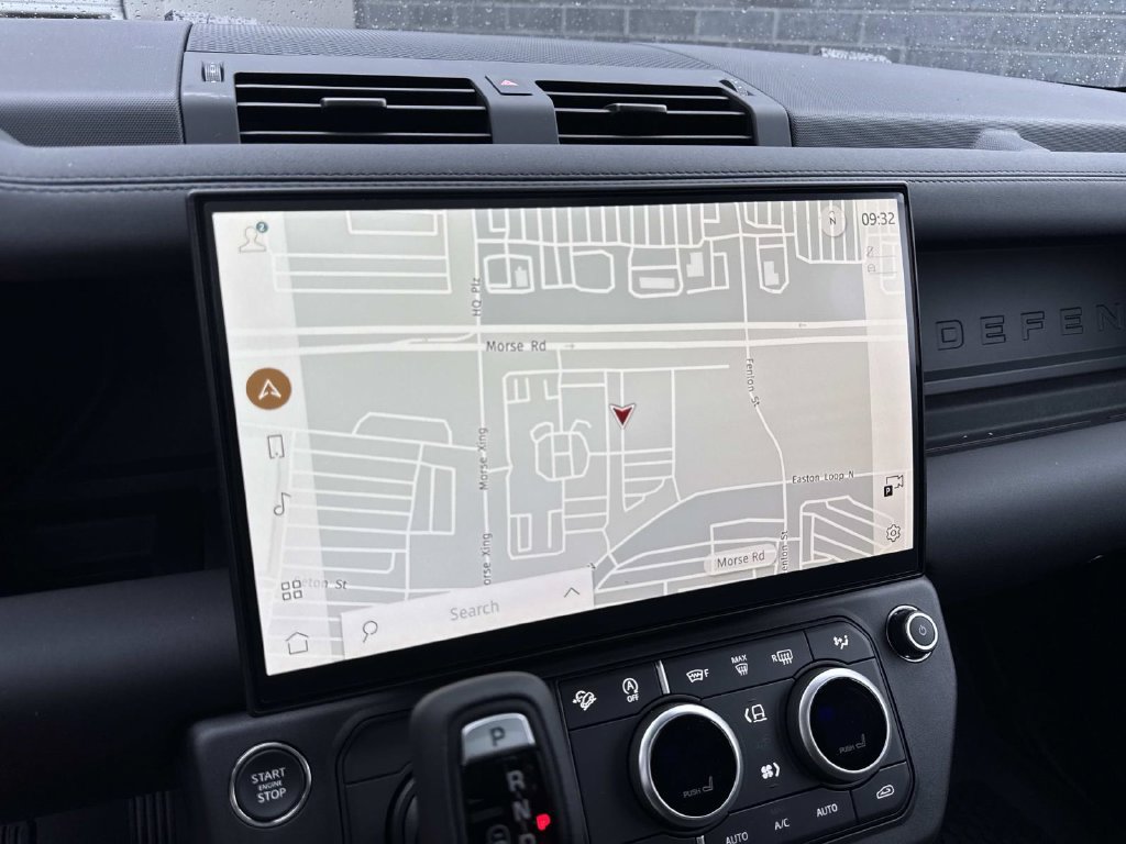 New 2026 Land Rover Defender 110 S AWD/4WD image 25