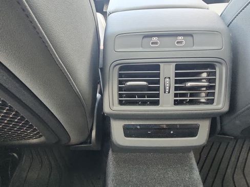 Used 2025 Audi Q5 Premium w/ Convenience Package AWD/4WD image 17