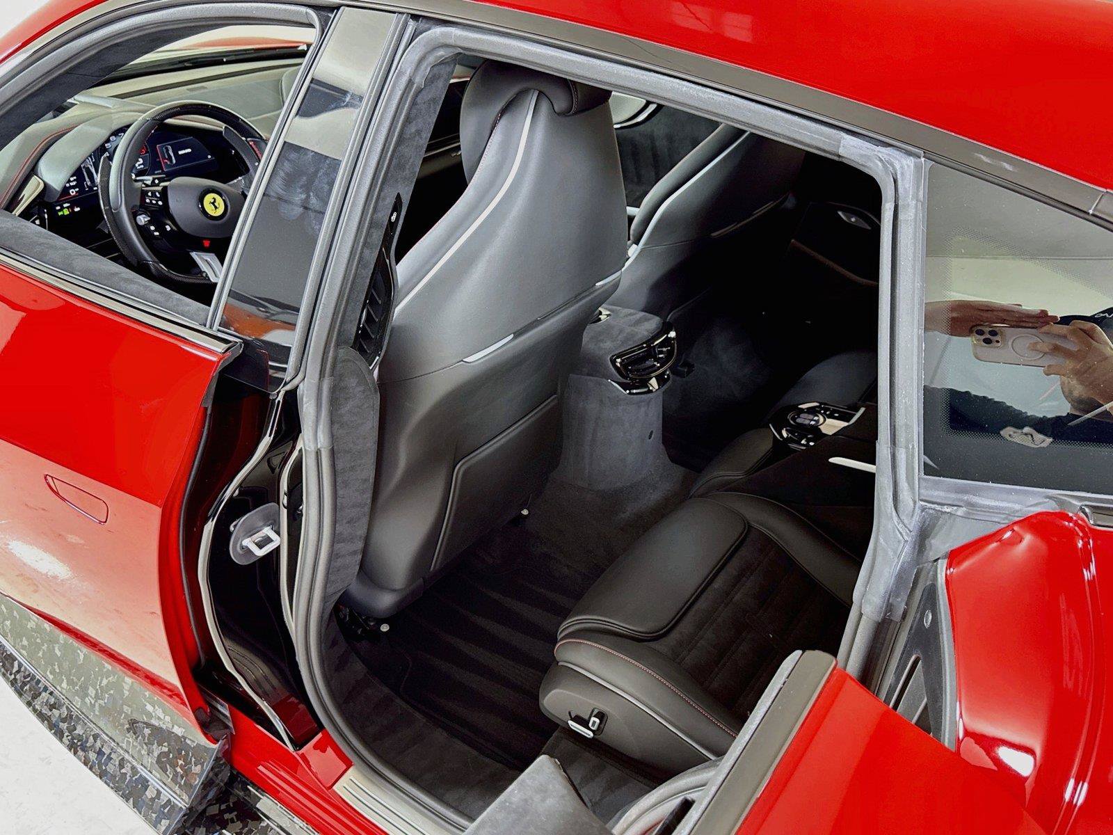 Used 2026 Ferrari Purosangue AWD/4WD image 24