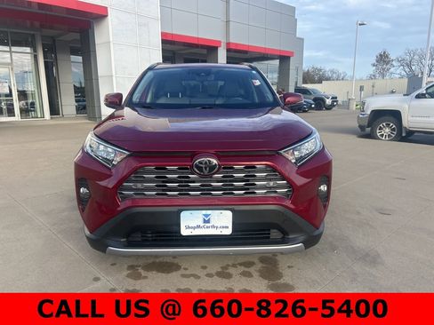 Certified 2019 Toyota RAV4 Limited image 3