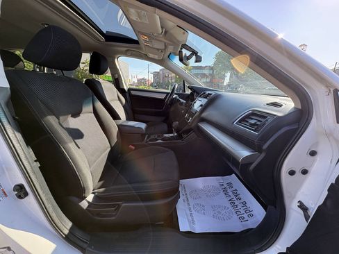Used 2018 Subaru Outback 2.5i Premium AWD/4WD image 19