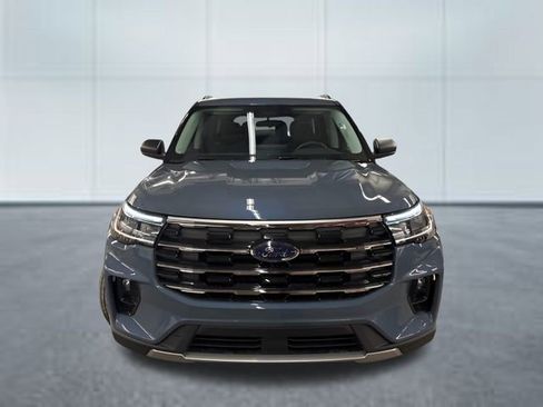 New 2026 Ford Explorer Active w/ Active Comfort Package image 4