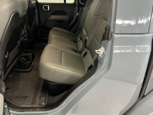 New 2025 Jeep Gladiator Mojave AWD/4WD image 21