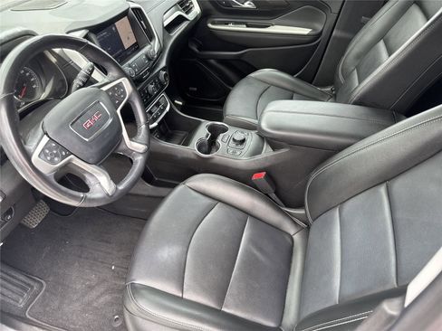 Used 2022 GMC Terrain SLT w/ Infotainment Package II AWD/4WD image 10