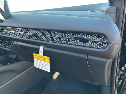 Certified 2026 Honda HR-V Sport image 29