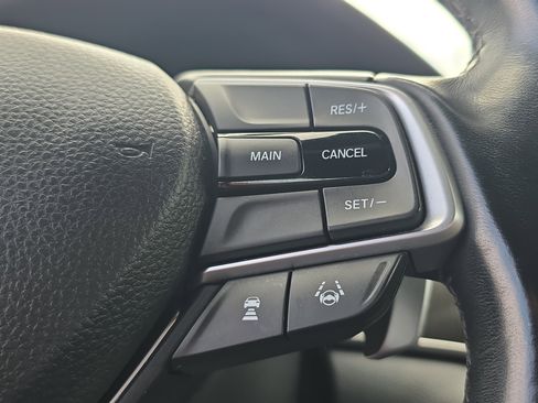 Used 2020 Honda Accord Sport image 29