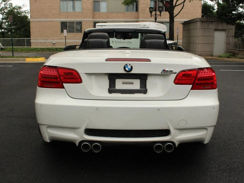 Used 2011 BMW M3 Convertible RWD image 12