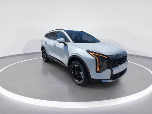 New 2026 Kia Sportage EX AWD/4WD image 2