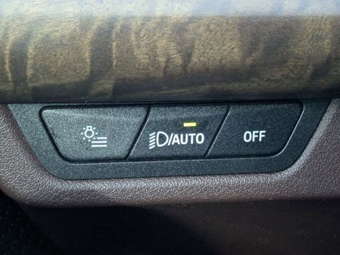 Used 2023 BMW X1 xDrive28i w/ Premium Package image 12