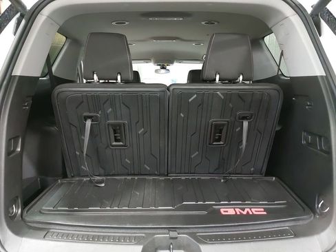 Used 2023 GMC Acadia SLE w/ Driver Convenience Package AWD/4WD image 12