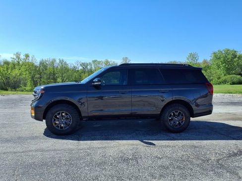 Used 2025 Ford Expedition Tremor AWD/4WD image 33