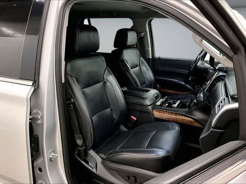 Used 2020 Chevrolet Tahoe Premier AWD/4WD image 30