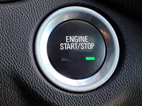 Used 2020 Chevrolet Equinox Premier AWD/4WD image 22