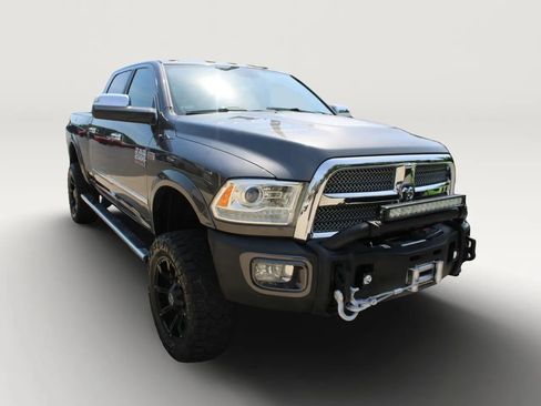 Used 2015 RAM 2500 Limited AWD/4WD image 13