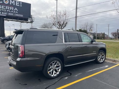 Used 2020 GMC Yukon XL Denali w/ Open Road Package image 2