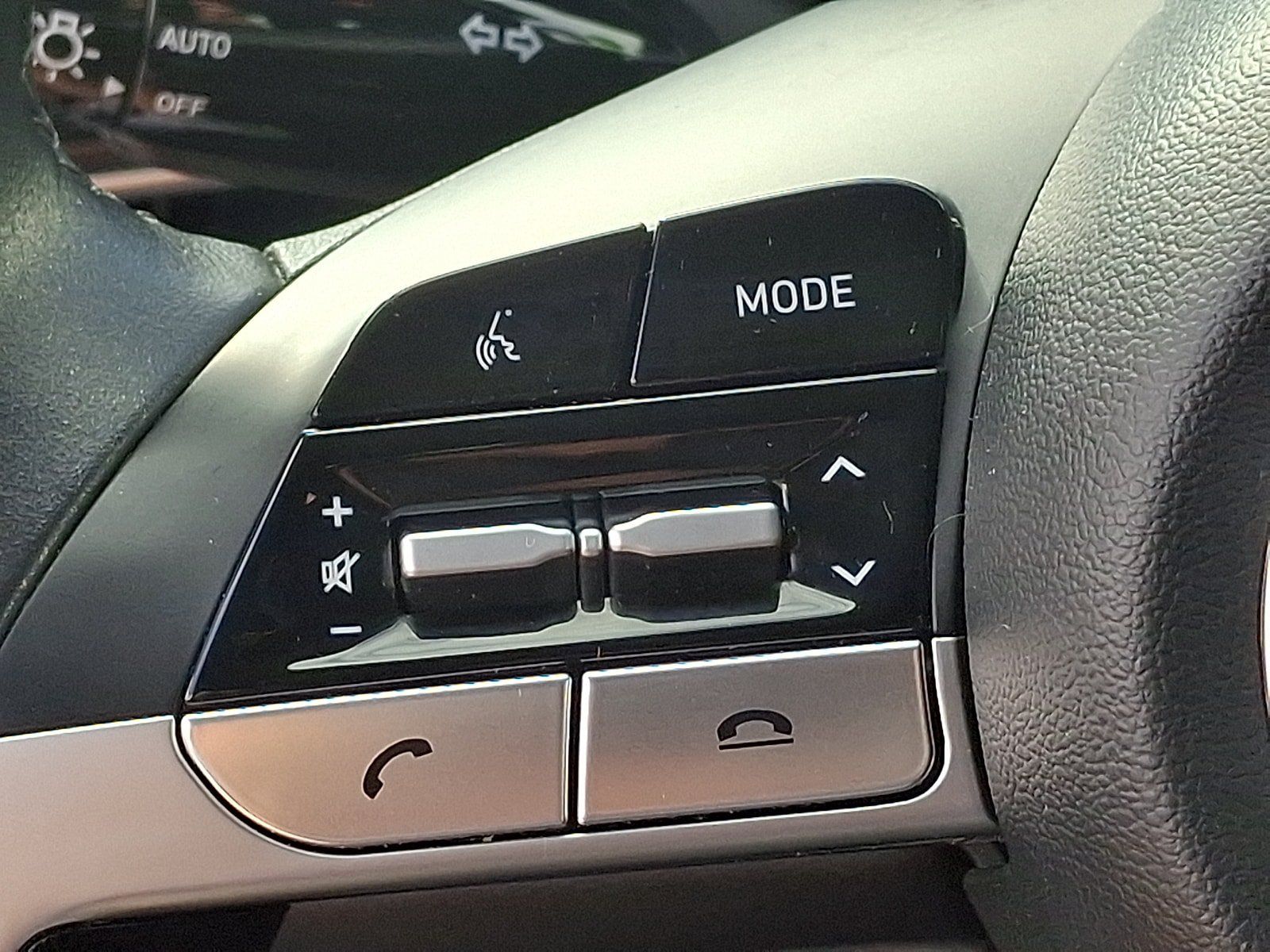 Used 2023 Hyundai Elantra SEL w/ Convenience Package FWD image 22